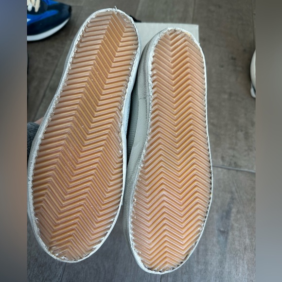 Golden Goose Superstar Sneakers with Black Star - Picture 3 of 7